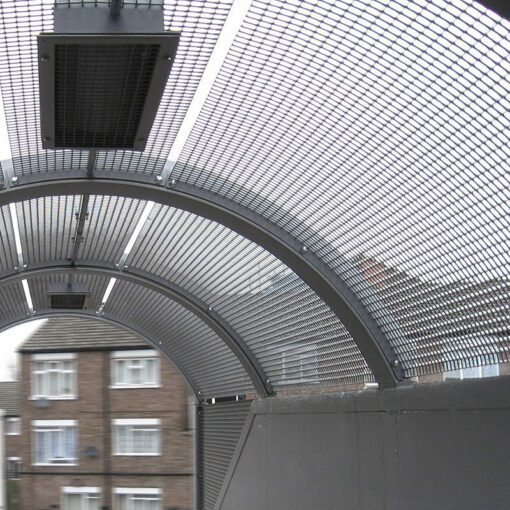 Piazza 25 Network Rail Newham screening security 04