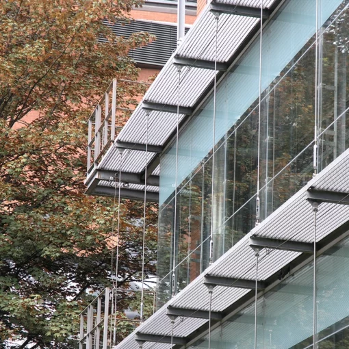 DemiMetro-22 Strathclyde University brise soleil 02
