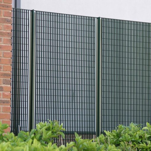 Novara 25 Rokeby School grating fence 02