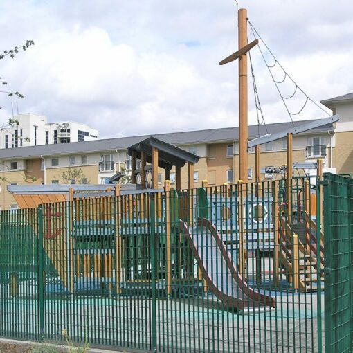 Roma 3 playground fencing East India Docks 6