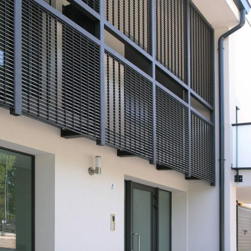 DeltaBox 70 balcony screen 11