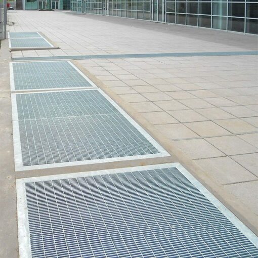 Piazza 66 brise soleil screen