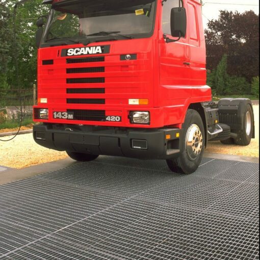 PLX 22x66 steel grating vehicle loading2