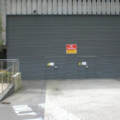 Louvred wall cladding