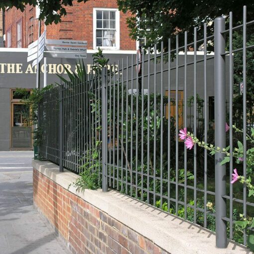Modena bespoke railing Southwark 02