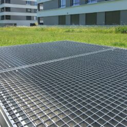 PL 33x33 40x2 general purpose floor grating sw2