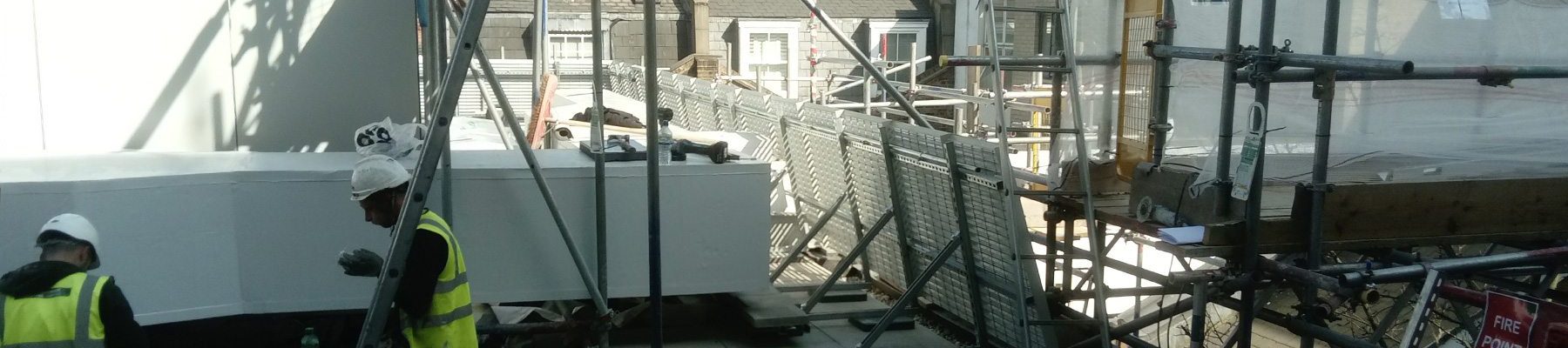 Banner Italia 100i roof top screen Great Portland Street Banner Italia 100i roof top screen Great Portland Street