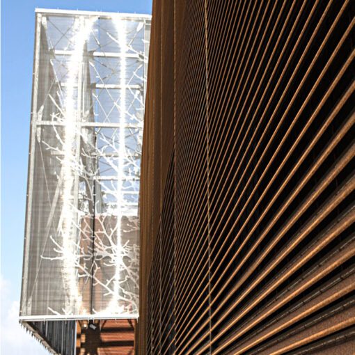 Italia corten louvre screen It2