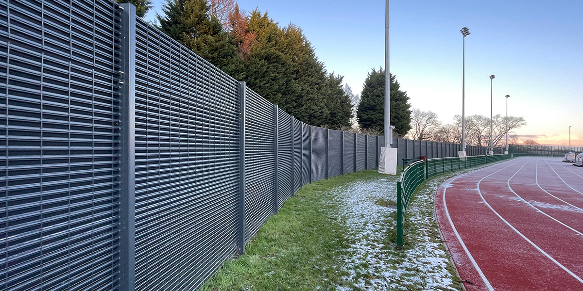 Italia 100 louvred screening fence Meadowbank Stadium 1news Italia 100 louvred screening fence Meadowbank Stadium 1news