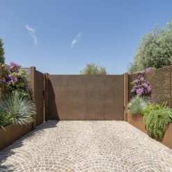 Italia corten steel louvre fencing